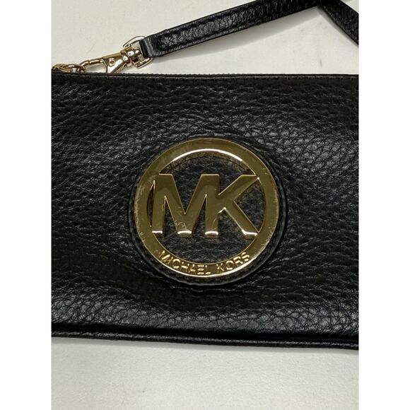Michael Kors Fulton Wristlet Small Black Pebbled Leather Gold Logo Zip Top Purse - Picture 3 of 7